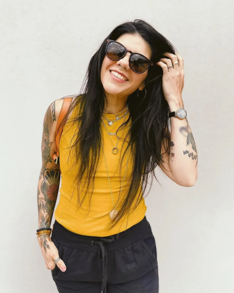 tortoise-shell-glossy-mary-janes-sunglasses