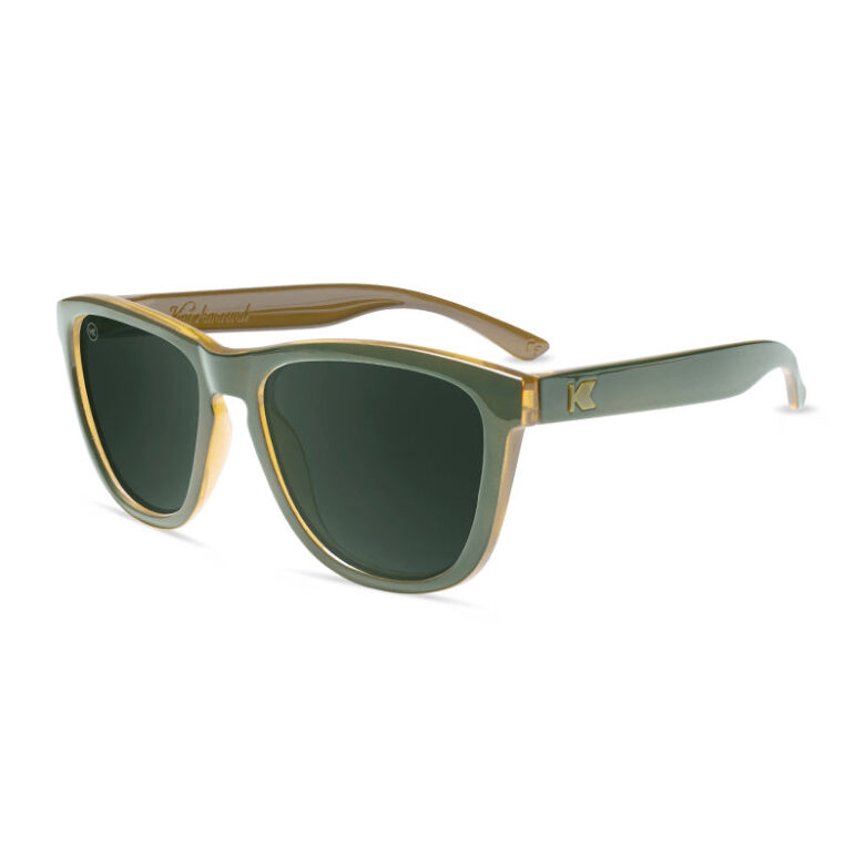 Zielone-okulary-przeciwsloneczne-Knockaround-Premiums-Coyote-Call-strona.jpg