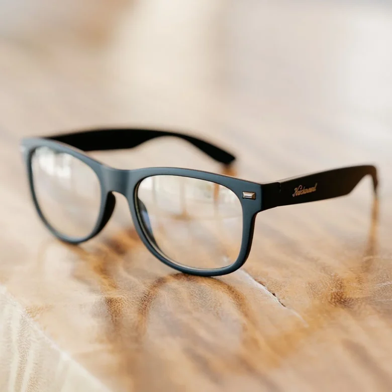 fort-knocks-knockaround-blue-light