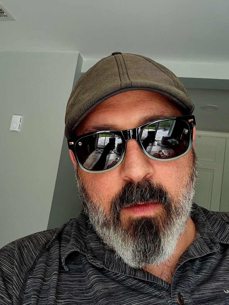 black-mist-sunlovers-knockaround