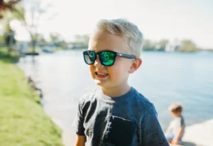 black-green-moonshine-kids-premium-sunglasses