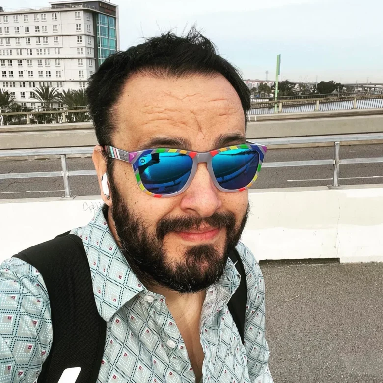 premiums-pide-grey-sunglasses