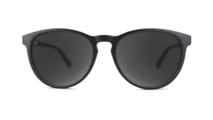 affordable-sunglasses-black-on-black-smoke-maitais-front_cd42014b-dd32-44e5-b2c6-39af895ecccb