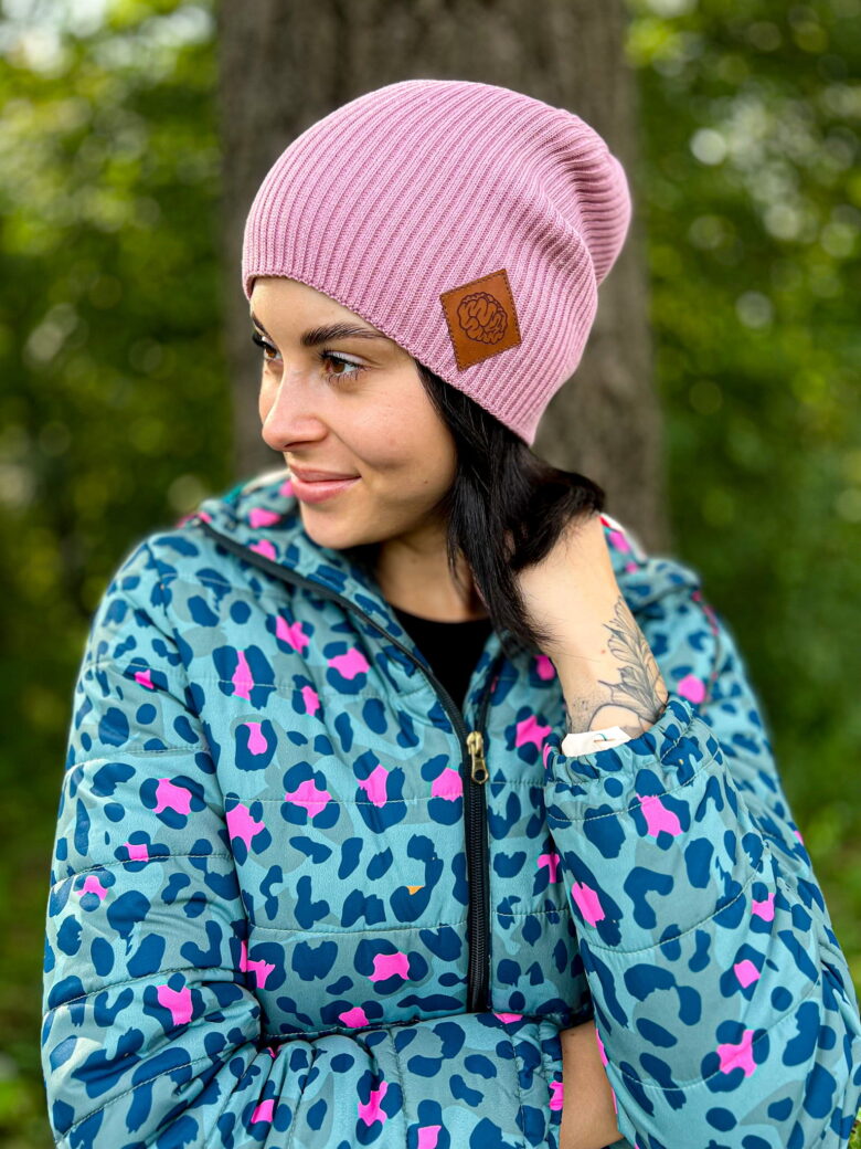 bawelniana-czapka-typu-slouchy-w-kolorze-rozowym