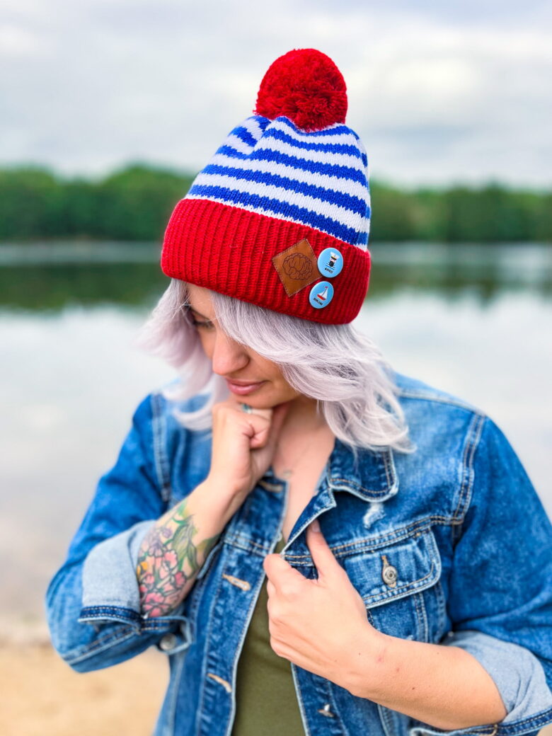 czapka-z-pomponem-nautical