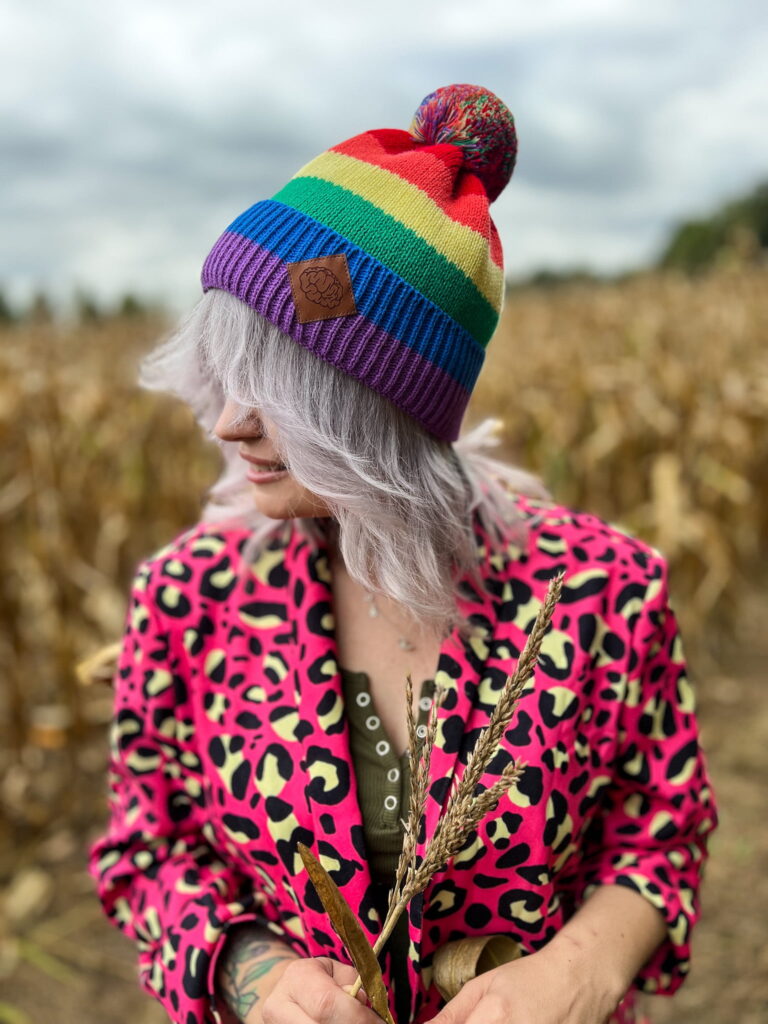 multikolorowa-czapka-jesienna