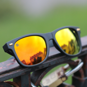 czarne męskie okulary przeciwsłoneczne masywne matowe polaryzacyjne żółte lustrzanki knockaround fort knocks