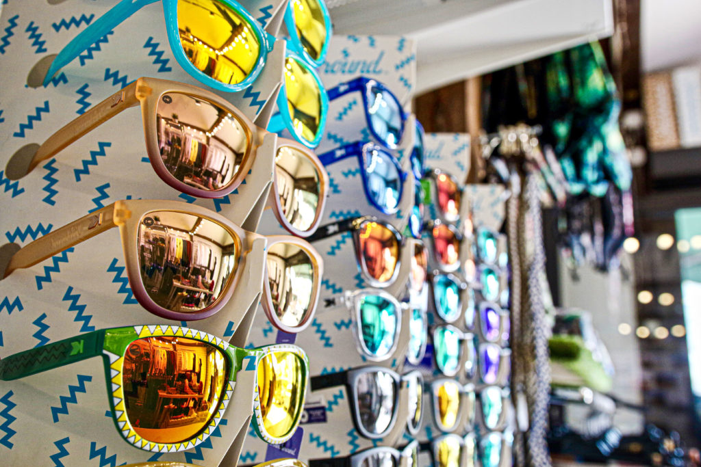 okulary przeciwsłoneczne jastarnia sklep Stelmaszczyka polaryzacja Jastarnia duży wybór kolorowe