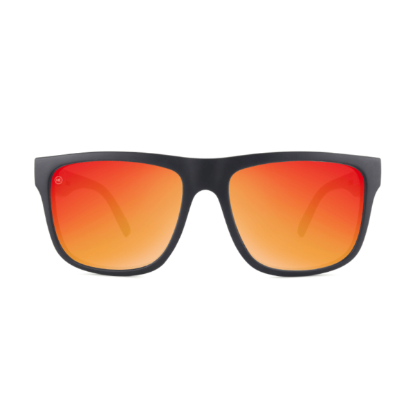 niedrogie okulary przeciwsłoneczne z polaryzacją czarne z czerwonymi soczewkami knockaround Torrey Pines