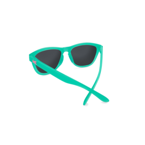 niedrogie okulary przeciwsłoneczne z polaryzacją knockaround kolorowe premiums do biegania neonowe akwamaryna fioletowe lustrzane soczewki sportowe tył